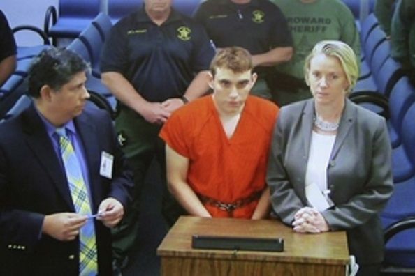 FBI lamente el error que cometió al no dar seguimiento antes al autor de masacre de florida