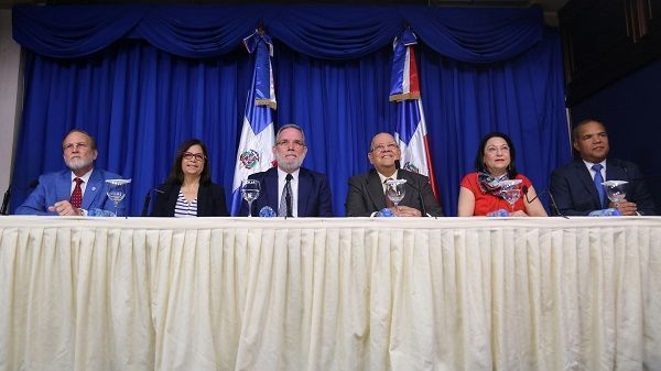 RD crece y se democratiza: exportaciones agropecuarias alcanzan 3 mil millones de dólares en 2017