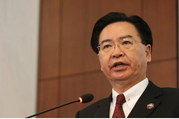 Taiwán acusa a China comprar relaciones diplomáticas con RD por US$3,000 MM