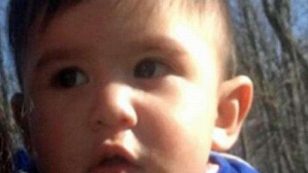 Alerta policial por bebé desaparecido, hallan a la madre muerta en Rochester