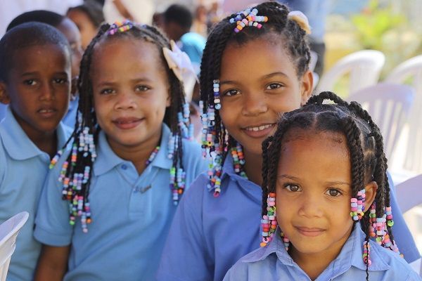 Villa Hermosa, La Romana: Danilo entrega tres escuelas para 2,730 alumnos; dispone inicio construcción Hospital Municipal