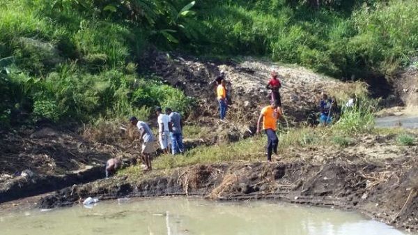 Recuperan cadáveres de tres hermanitos ahogados en laguna de San Pedro de Macorís