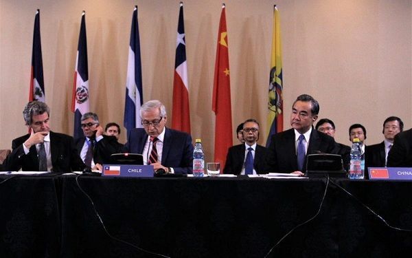 Chile se ofrece para ser puente entre RD-China