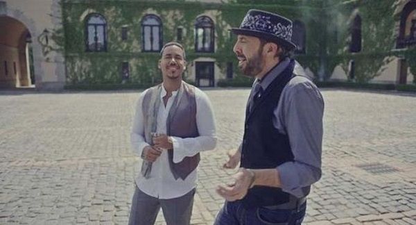 «Carmín» une a dos titanes: Romeo Santos y Juan Luis Guerra