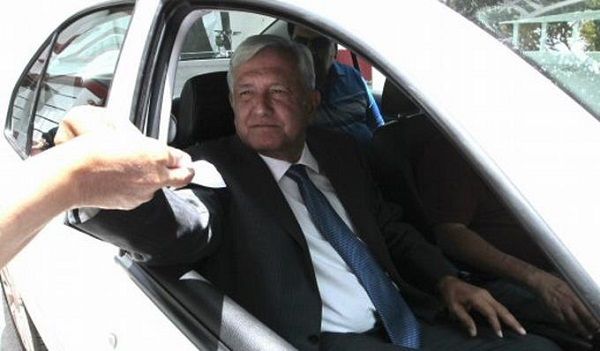 Perdón sin olvido y unidad, símbolos de López Obrador para lograr la paz
