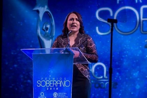 Lo que piensa Acroarte de hacer premios Soberano en Santiago