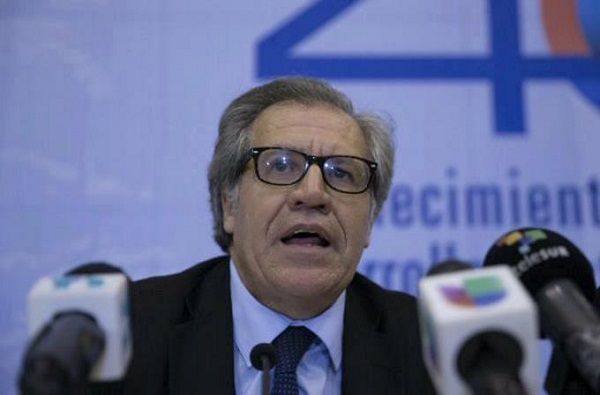 Opositores llevan propuesta a Luis Almagro