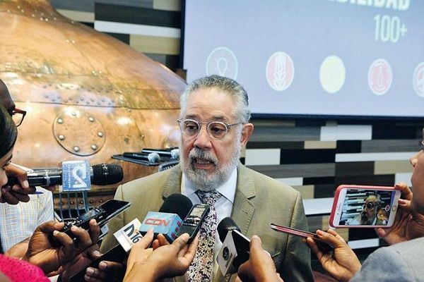 AIRD valora que Gobierno busque reducir el déficit