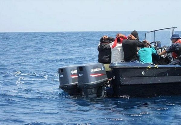 Detienen tres dominicanos vinculados con tráfico ilegal en el Caribe