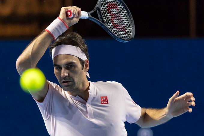 Roger Federer sufre para imponerse a Krajinovic