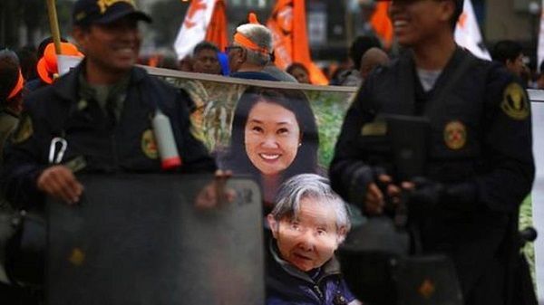 Simpatizantes piden liberación de Keiko Fujimori en Perú