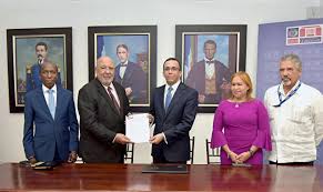 Funcionarios de las entidades que participan de gestión