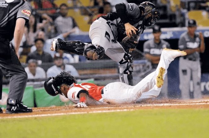Lovvorn lanza cuatro entradas en blanco y Gigantes triunfan