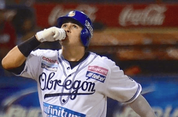 Villanueva y Yaquis frenan racha de los Tomateros