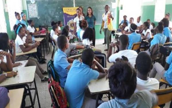 Ministerio de Educación convoca estudiantes a Pruebas Nacionales