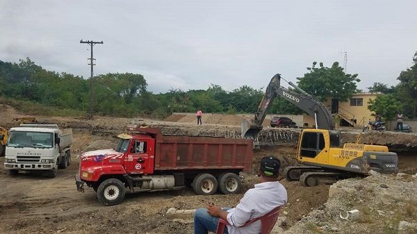 El Concejal Wilson Días agradece al Presidente Danilo Medina construcción estancia infantil en Madre Vieja
