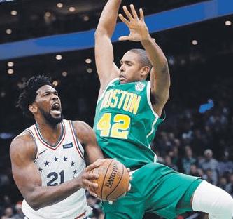Irving encesta 40, Celtics vencen Sixers