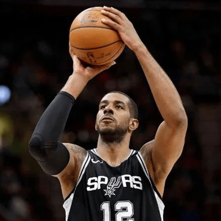 San Antonio aplasta a Orlando Magic