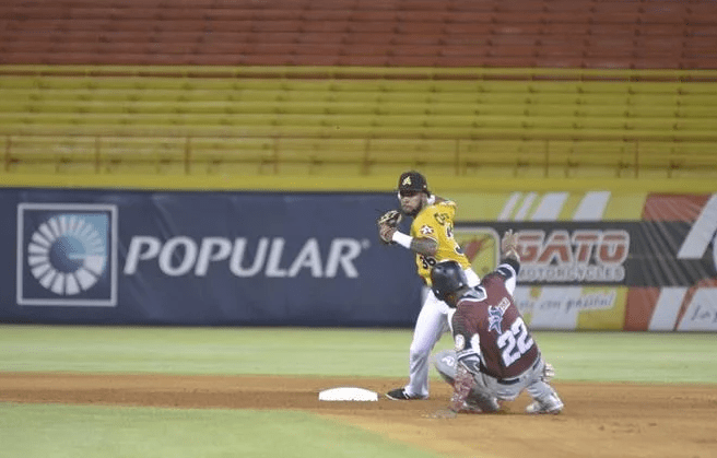 Las Águilas Cibaeñas ganan, pero quedan eliminadas