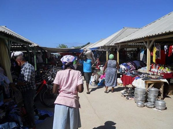 Quejas por competencia «desleal» en la frontera