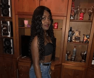 El asesino de joven dominicana en España utilizó dos cuchillos para matarla
