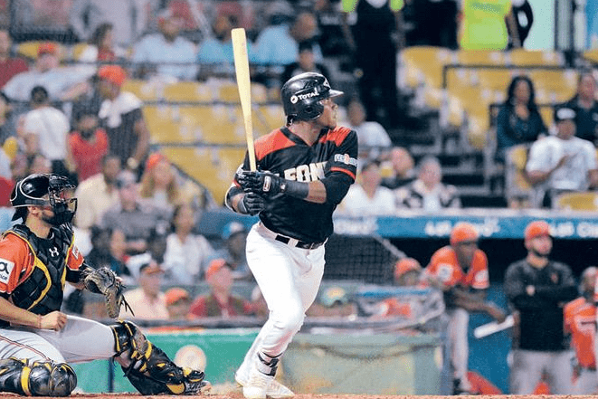 Cordero, héroe ofensivo en el triunfo de Leones