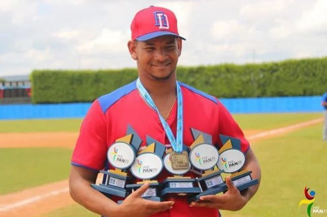RD noquea a Colombia y gana oro en béisbol