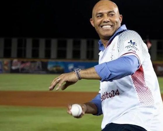 Mariano Rivera se defiende ante demanda de manutención