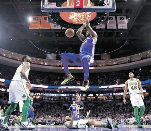 Los Sixers se imponen a su gran rival Celtics