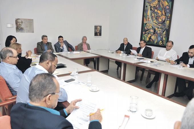 Empresarios niegan busquen eliminar la cesantía laboral