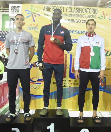 Moisés Hernández y Pie sacan la cara por equipo de Dominicana