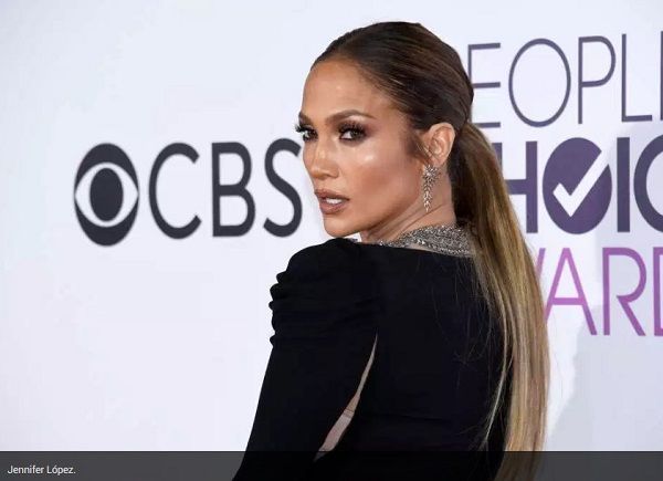 Insultan a los hijos de Jennifer López al decir que son los millonarios más feos