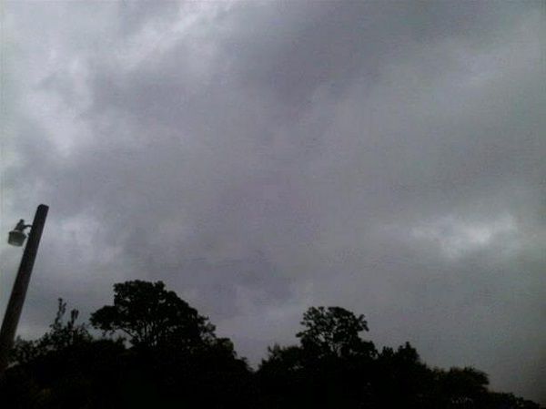 Chubascos dispersos en algunas localidades y temperaturas calurosas