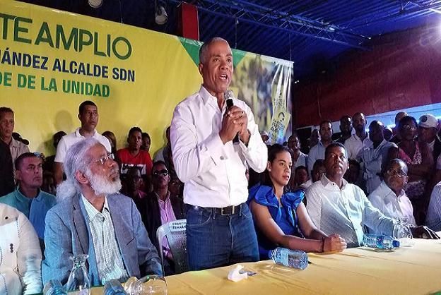 Frente Amplio anuncia respaldo a Francisco Fernández en sus aspiraciones a la alcaldía en SDN