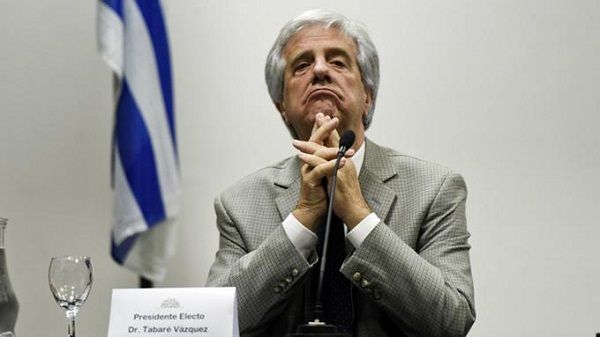 Confesiones de un exmilitar tambalean gobierno de Vázquez