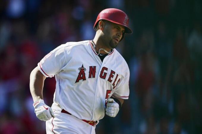 Pujols da vuelacercas 636 de su carrera e iguala a Ichiro en hits en el lugar 23 de por vida