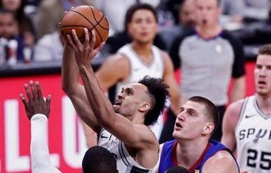Spurs triunfan y fuerza un séptimo juego ante Nuggets