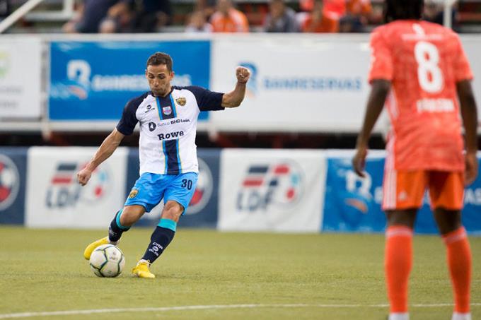 FÚTBOL – Marisi es líder de goleadores Liga Dominicana | Listín Diario