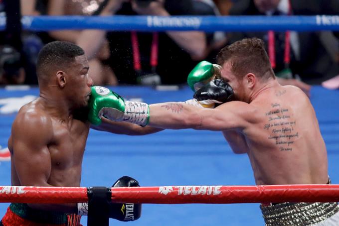 Canelo suma otro cetro mundial a su colección