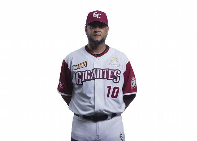 Gigantes anuncian cuerpo de coaches