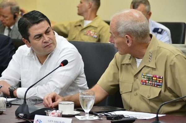 EE.UU. investigó al presidente de Honduras en caso de narcotrafico.