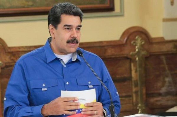 Maduro dice Trump «ataca libertad de circulación» tras suspensión de vuelos