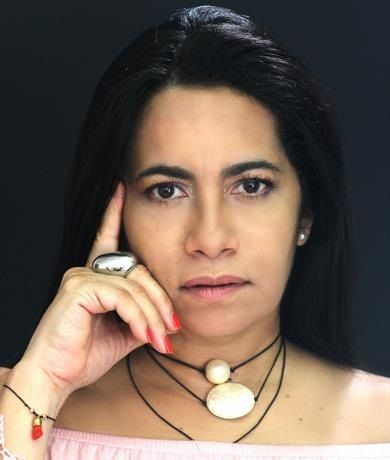 Marina Frías prepara “Cocktail de locuras”