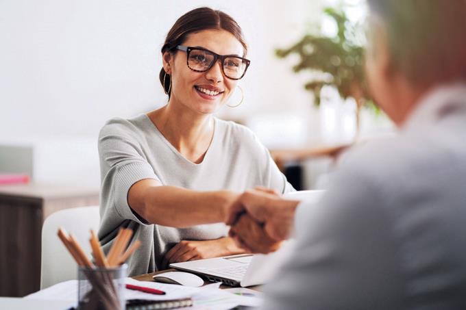Miles de jóvenes tendrán primer empleo este año