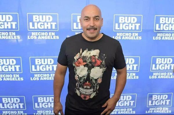Los millonarios salarios y caprichos de los coaches dejan en bancarrota a La Voz México Belinda y Lupillo Rivera son difíciles de complacer