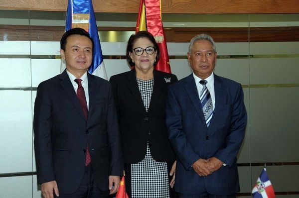 China dona República Dominicana US$ 1 millón para contrarrestar la sequía