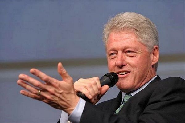 Clinton dice que el cambio climático fuerza a repensar sobre los desastres