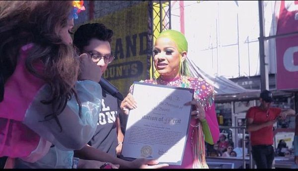 La cantante urbana La Insuperable recibió un reconocimiento