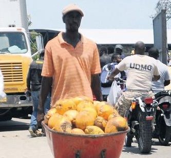 Desaceleración económica eleva entrada haitianos