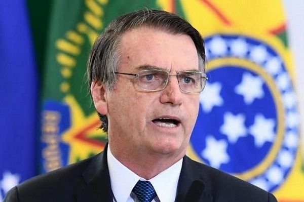 Bolsonaro: si cubanos fueran tan buenos habrían salvado la vida a Hugo Chávez